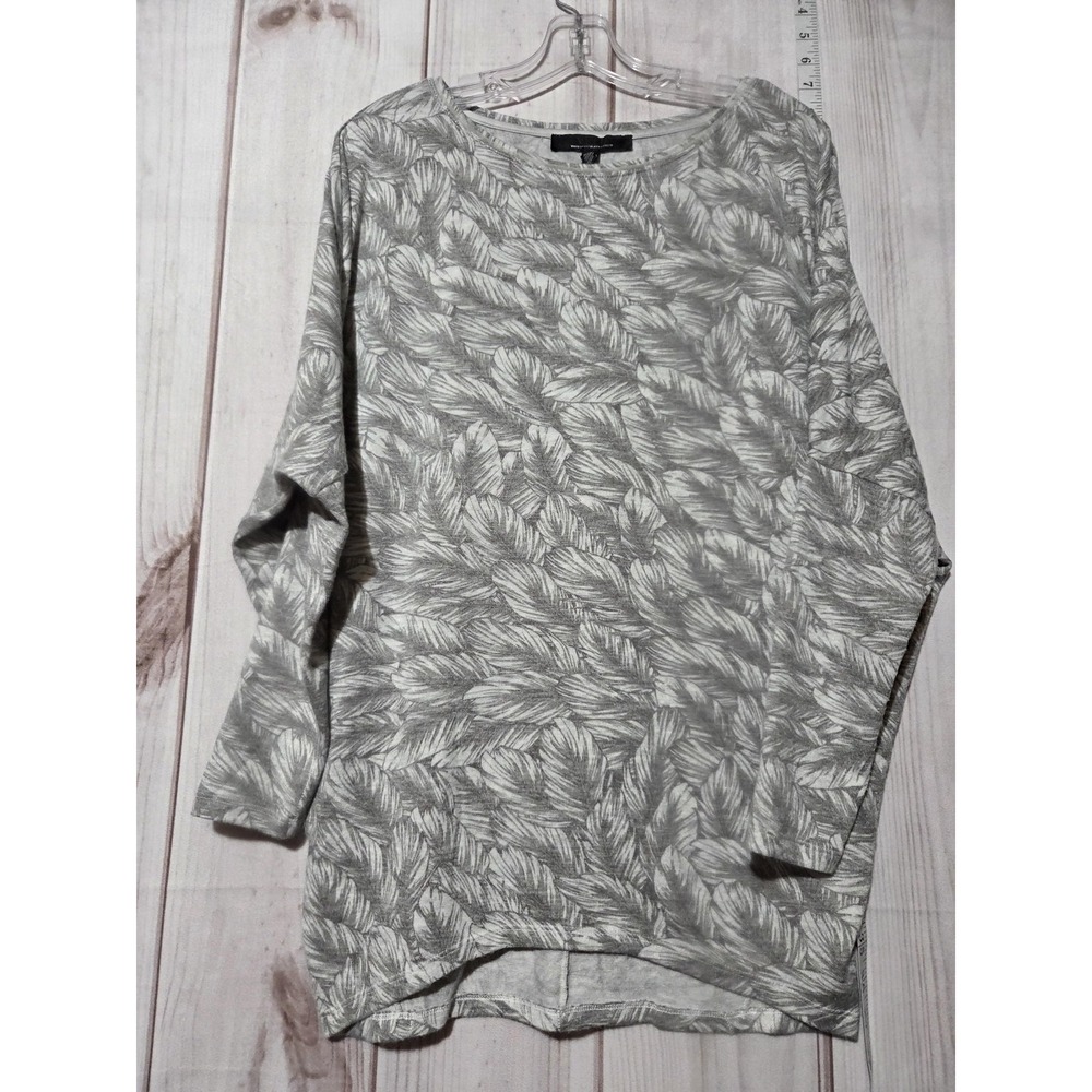 White House Black Market Sweater Womens Small Gray Feather Print Boat‎ Neck Top